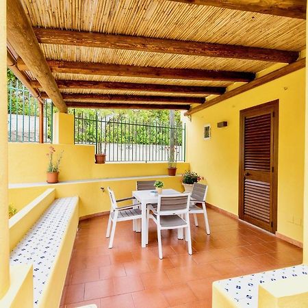 Il Veliero Blu B&B Lipari Centro Buitenkant foto