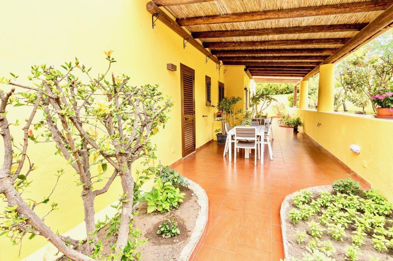 Il Veliero Blu B&B Lipari Centro Buitenkant foto
