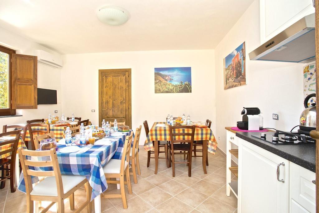 Il Veliero Blu B&B Lipari Centro Buitenkant foto