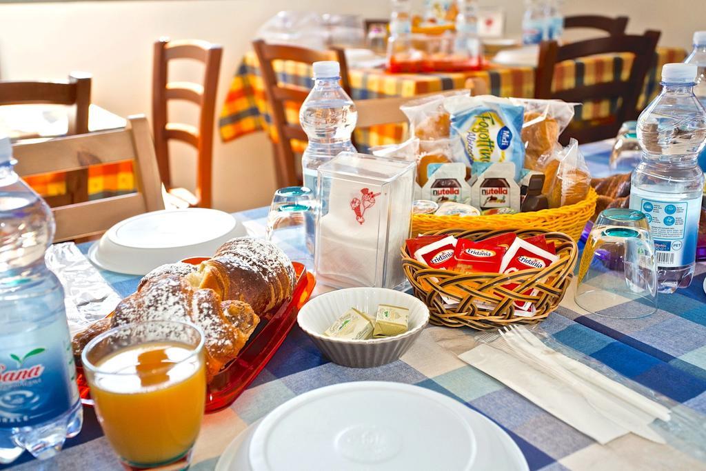 Il Veliero Blu B&B Lipari Centro Buitenkant foto