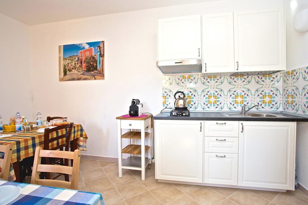 Il Veliero Blu B&B Lipari Centro Buitenkant foto