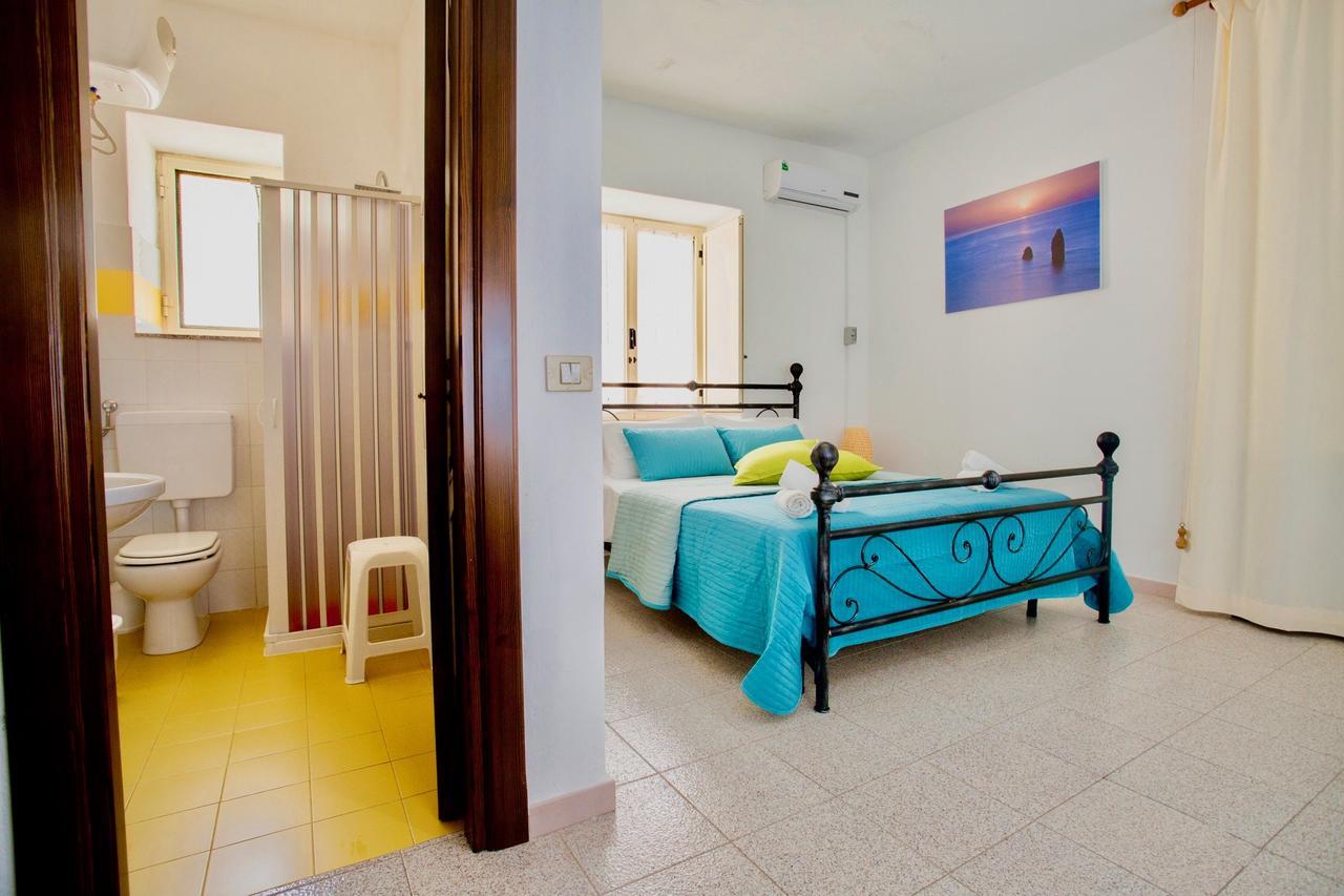 Il Veliero Blu B&B Lipari Centro Buitenkant foto