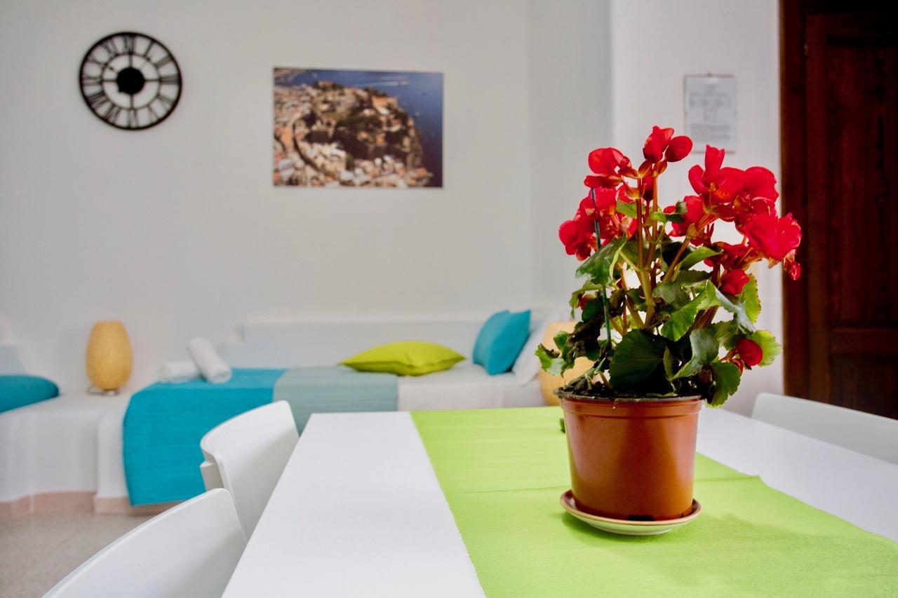 Il Veliero Blu B&B Lipari Centro Buitenkant foto