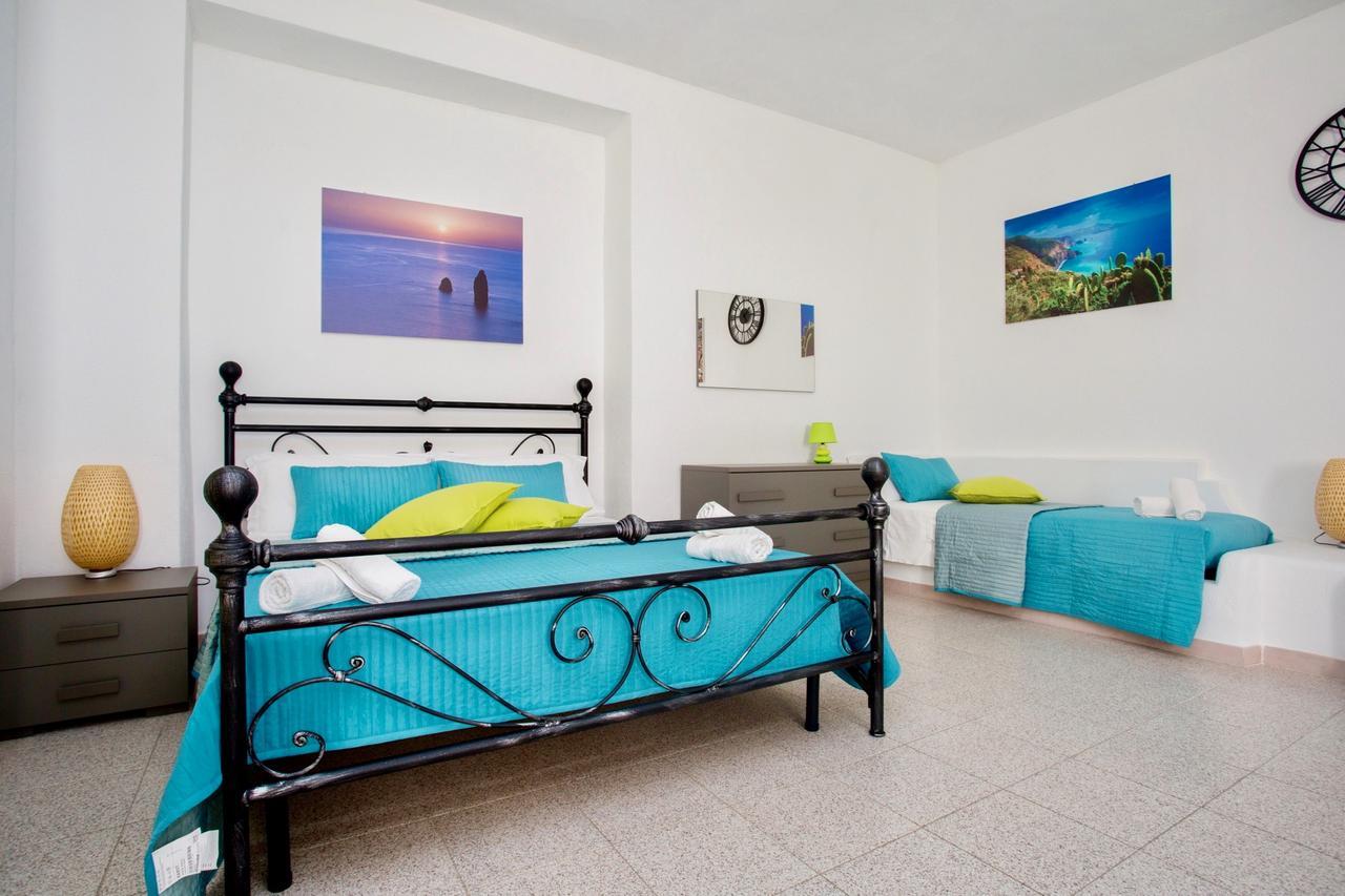 Il Veliero Blu B&B Lipari Centro Buitenkant foto
